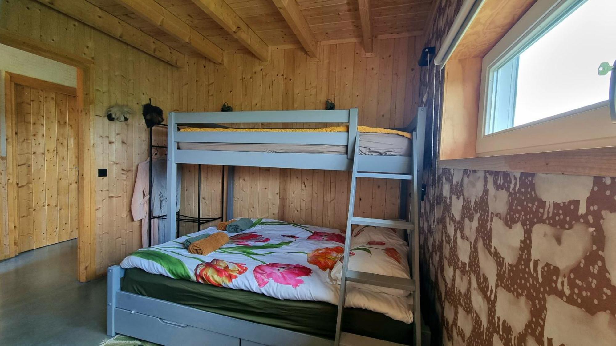 City Farmers Lodge, A Guesthouse With A Skyline View In Rural Amesterdão Exterior foto